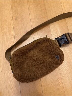 lululemon athletica Brown Sherpa Crossbody Belt Bag